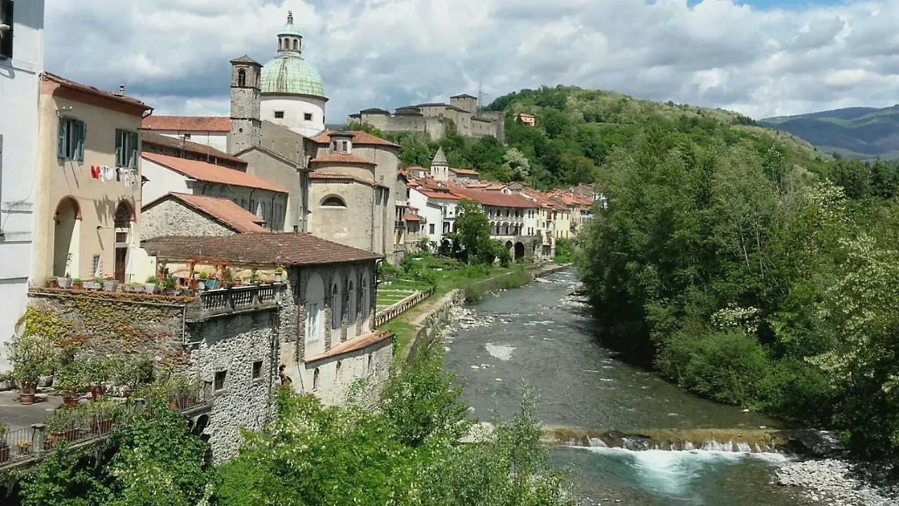 Il Poggio Di Traverde Pontremoli Bed & Breakfast
